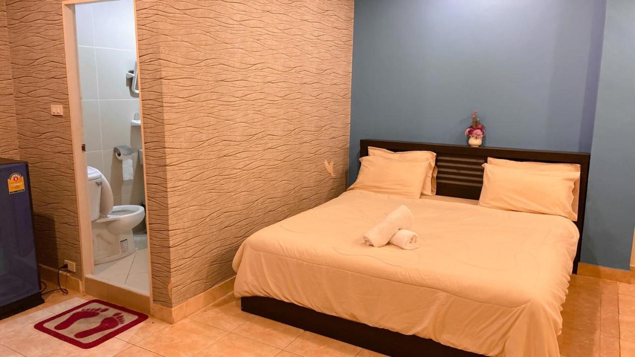 Hotel Retox Game On Pattaya Exterior foto